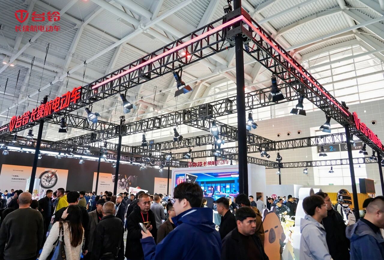 和平精英水友赛火热接力！台铃全品类实力引爆天津展